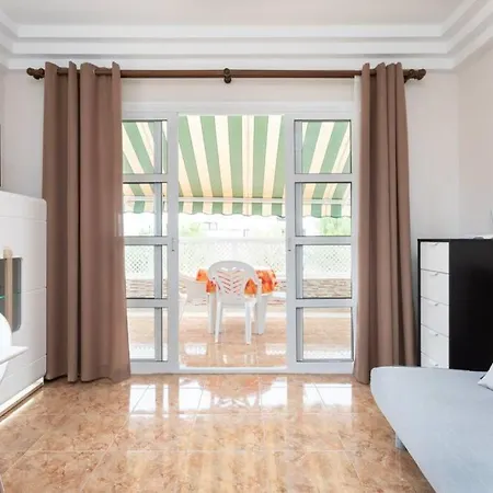 아파트 Apartment 1 Bedroom Torviscas 31 Playa Pool V 8 아데제